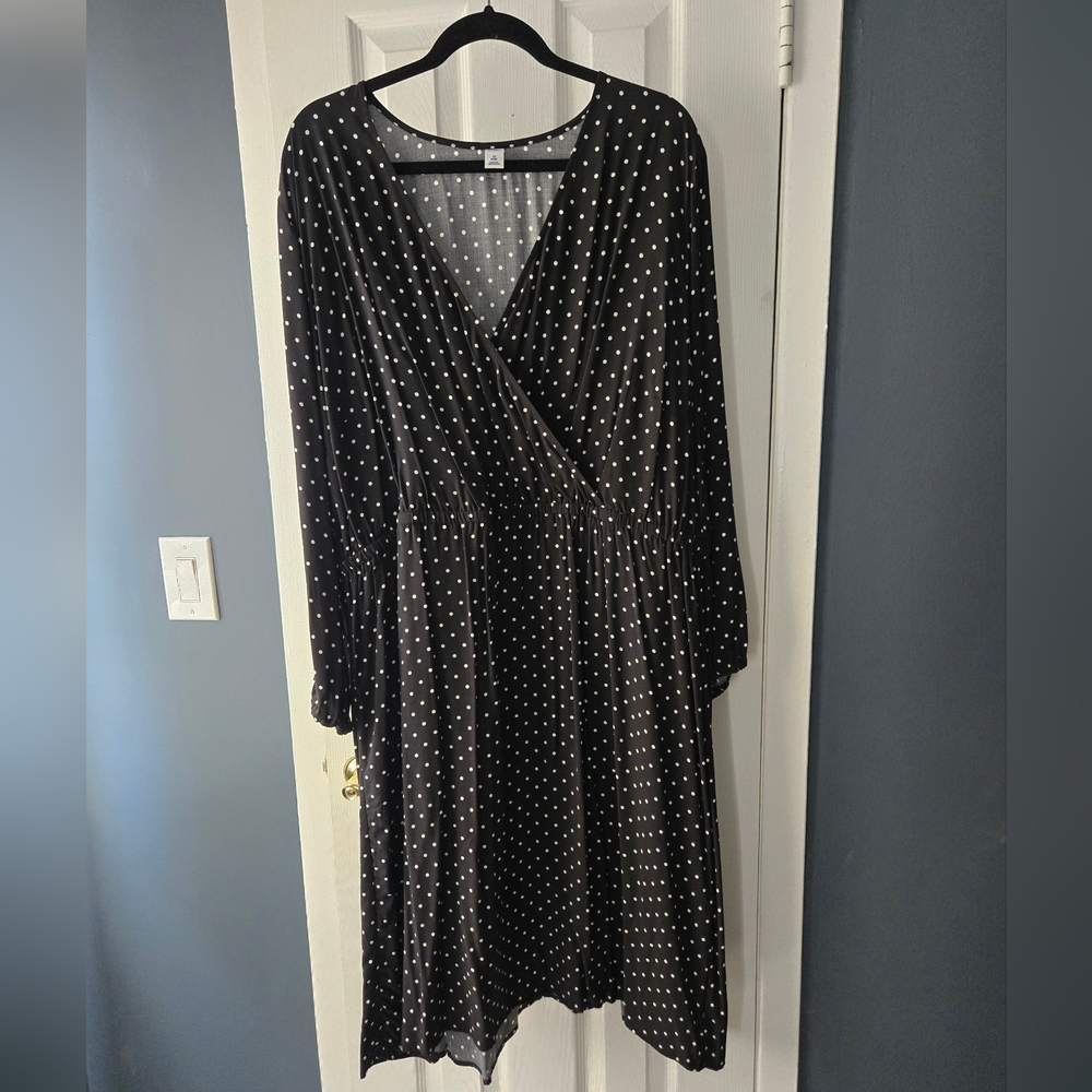 Old Navy Black Polka Dot Faux Wrap Midi Dress